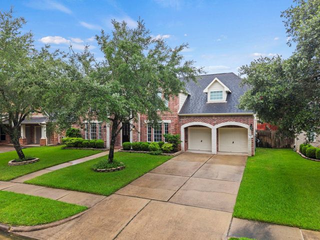 7122 Tessa Lakes Court, Sugar Land, TX 77479