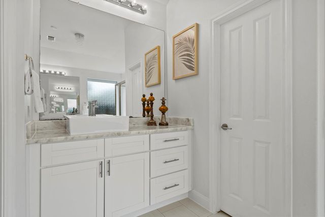 7122 Tessa Lakes Court, Sugar Land, TX 77479