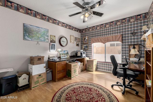 1850 W DESERT Lane, Gilbert, AZ 85233