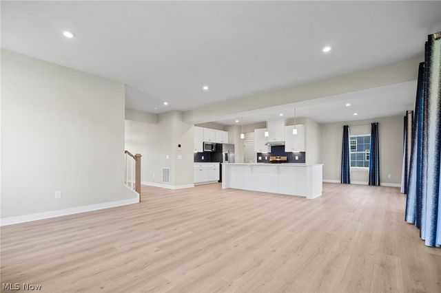 1012 Ashford Court, Columbia Station, OH 44028
