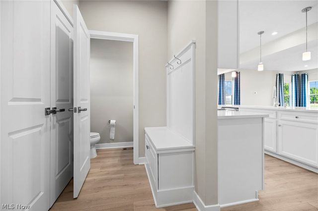 1012 Ashford Court, Columbia Station, OH 44028