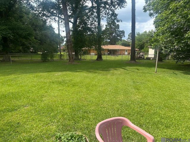 5555 San Juan Dr, Baton Rouge, LA 70811