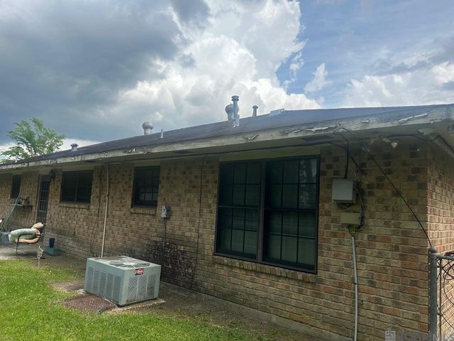 5555 San Juan Dr, Baton Rouge, LA 70811