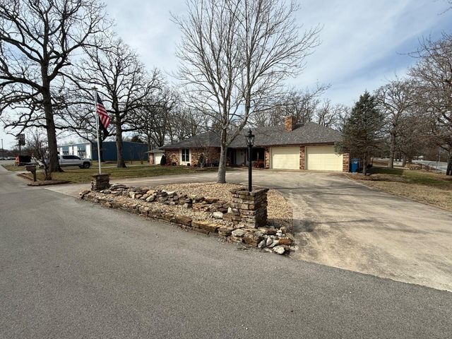 1781 Bee Creek Road, Branson, MO 65616