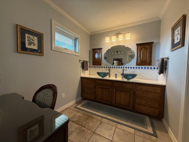 1781 Bee Creek Road, Branson, MO 65616