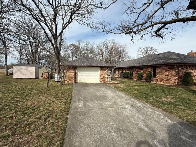 1781 Bee Creek Road, Branson, MO 65616