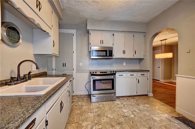 322 E 4th Street, Dover, OH 44622