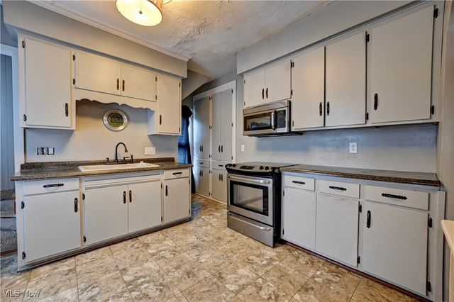 322 E 4th Street, Dover, OH 44622