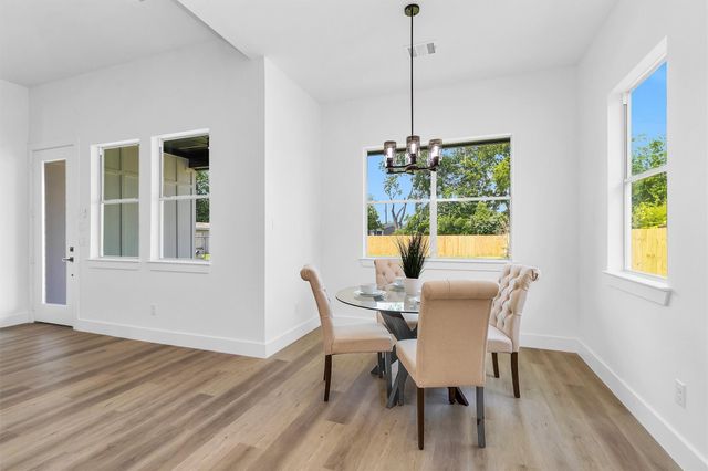 2007 King Street, Houston, TX 77026