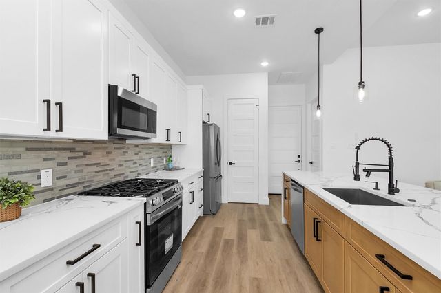 2007 King Street, Houston, TX 77026