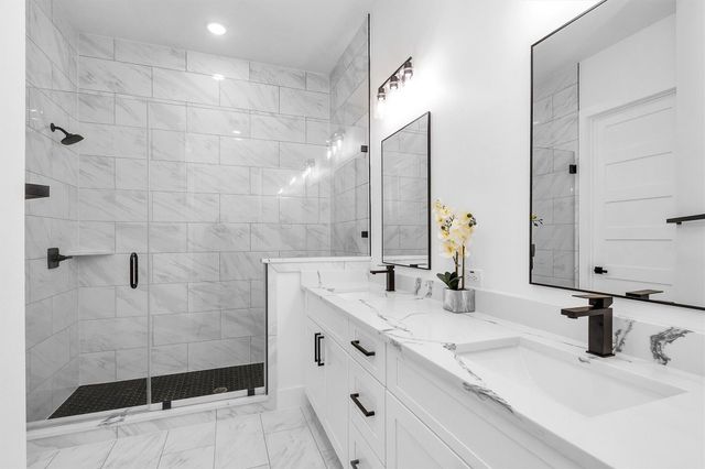 2007 King Street, Houston, TX 77026