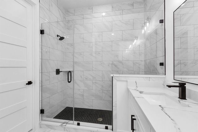 2007 King Street, Houston, TX 77026