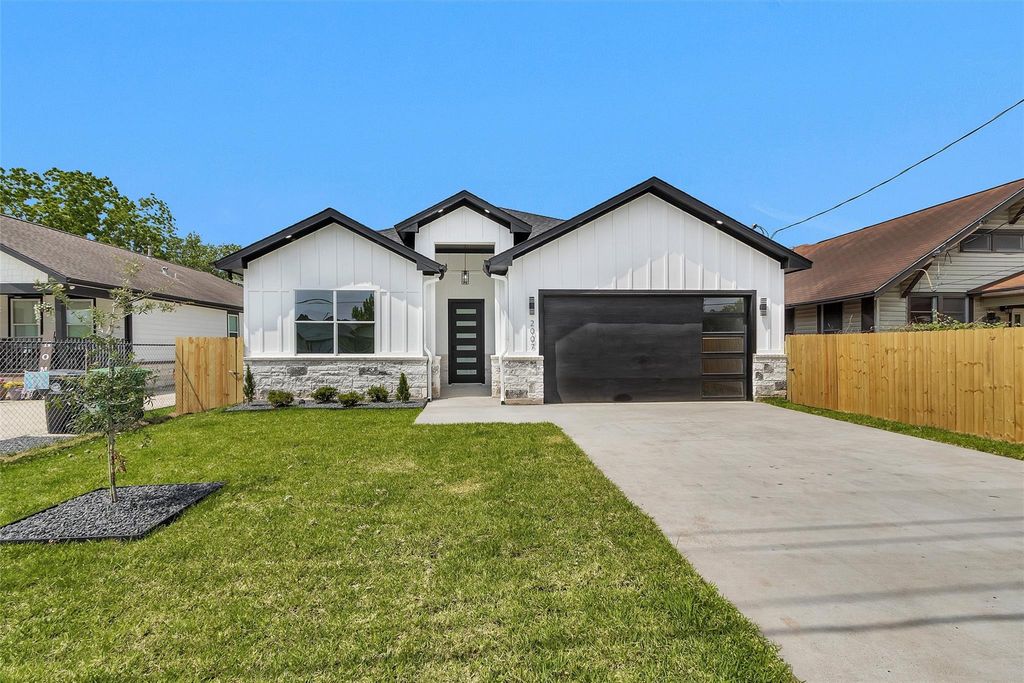 2007 King Street, Houston, TX 77026
