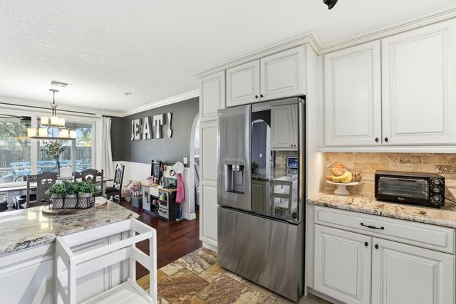 362 La Mancha Avenue, Royal Palm Beach, FL 33411