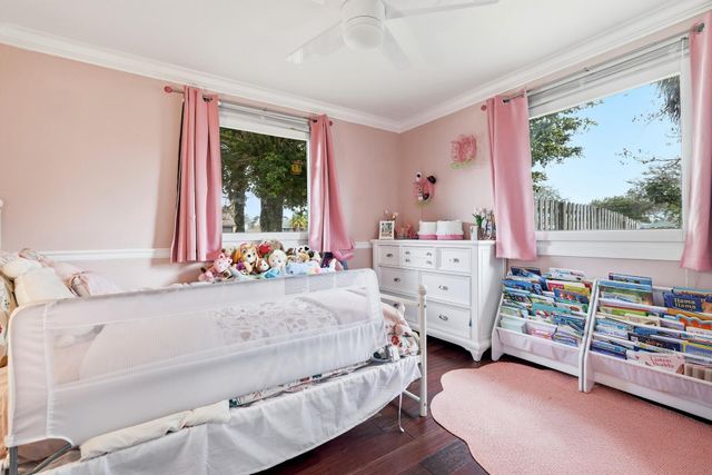 362 La Mancha Avenue, Royal Palm Beach, FL 33411