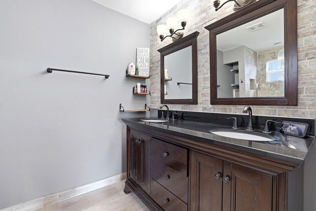 362 La Mancha Avenue, Royal Palm Beach, FL 33411