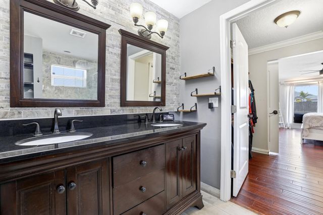 362 La Mancha Avenue, Royal Palm Beach, FL 33411