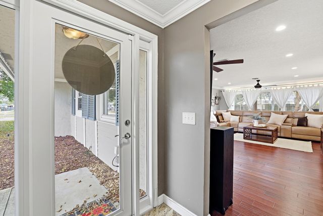 362 La Mancha Avenue, Royal Palm Beach, FL 33411