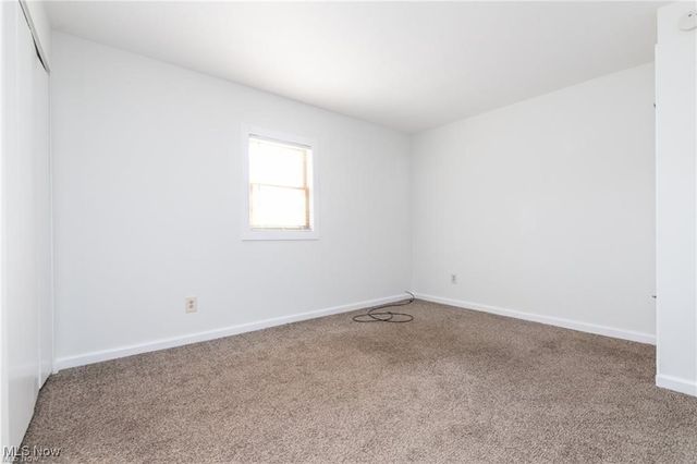 3905 Woodbine Up, Cleveland, OH 44113