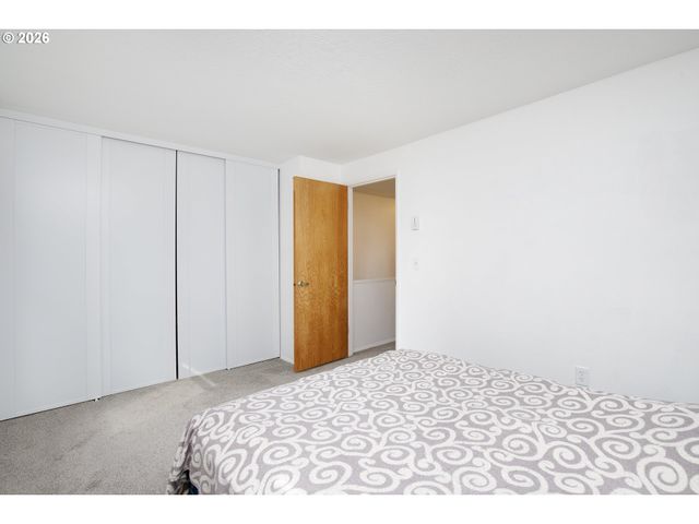 7920 Sw FANNO CREEK Dr 3, Tigard, OR 97224