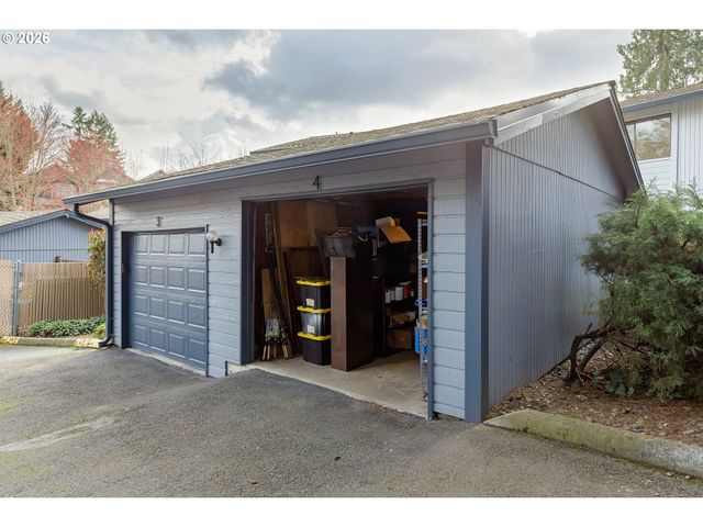 7920 Sw FANNO CREEK Dr 3, Tigard, OR 97224