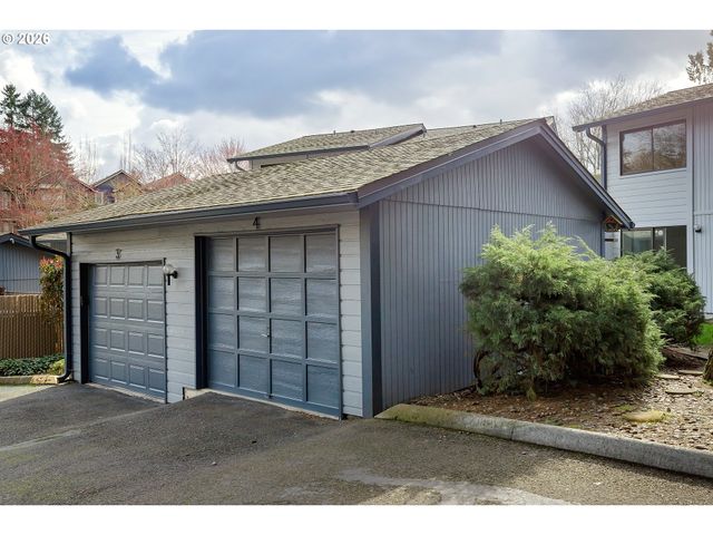 7920 Sw FANNO CREEK Dr 3, Tigard, OR 97224