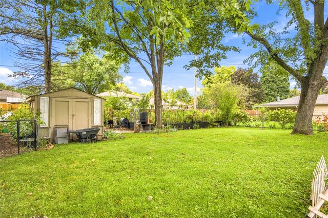 830 SE Bel-Aire Road, Ankeny, IA 50021