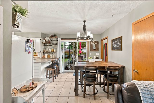 830 SE Bel-Aire Road, Ankeny, IA 50021