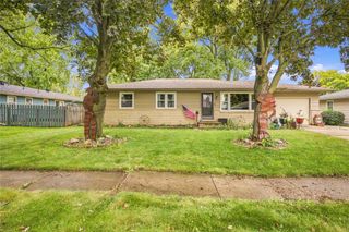 830 SE Bel-Aire Road, Ankeny, IA 50021