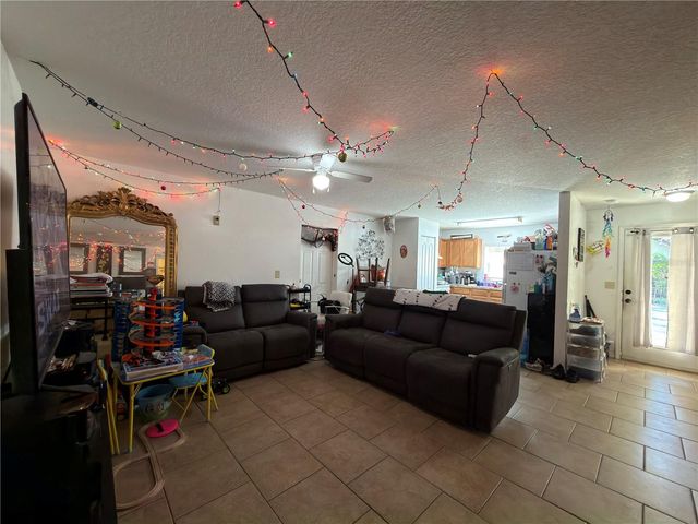 521 N KEECH STREET, Daytona Beach, FL 32114