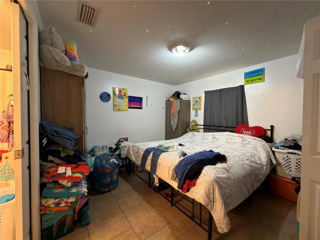 521 N KEECH STREET, Daytona Beach, FL 32114