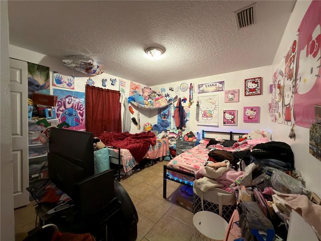 521 N KEECH STREET, Daytona Beach, FL 32114