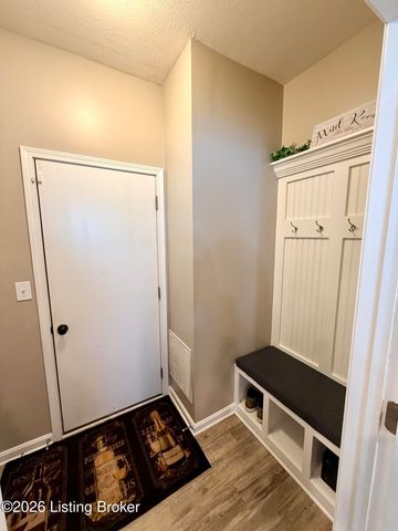 11717 Trottingham Cir, Louisville, KY 40299