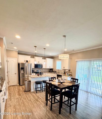 11717 Trottingham Cir, Louisville, KY 40299