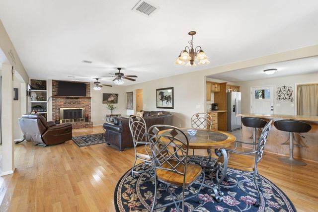 20 Thistle Lane, Kimberling City, MO 65686