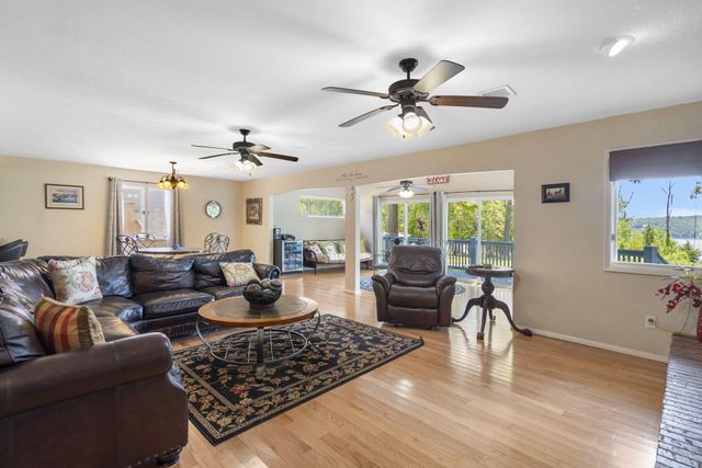 20 Thistle Lane, Kimberling City, MO 65686