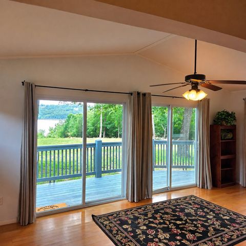 20 Thistle Lane, Kimberling City, MO 65686