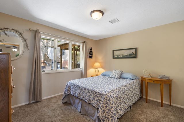 20 Thistle Lane, Kimberling City, MO 65686