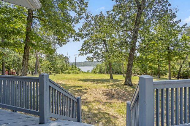 20 Thistle Lane, Kimberling City, MO 65686