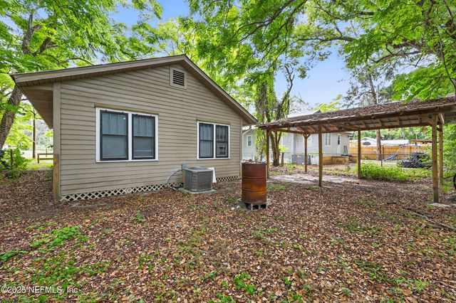 2902 ST JOHNS Avenue, Palatka, FL 32177