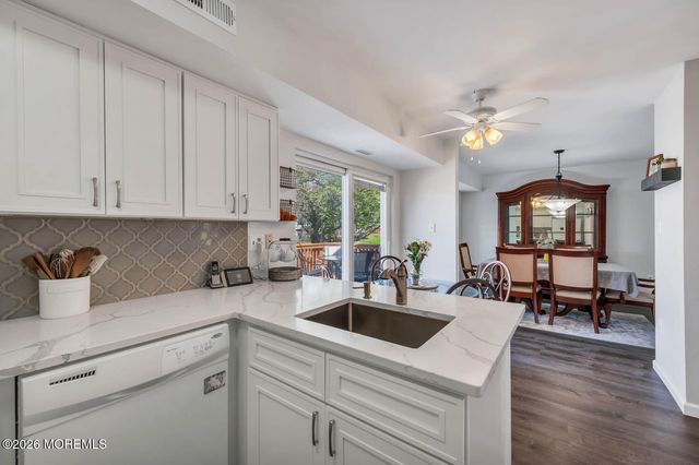 216 Coldspring Court, Franklin, NJ 08873