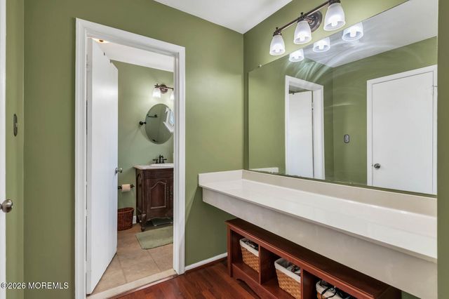 216 Coldspring Court, Franklin, NJ 08873
