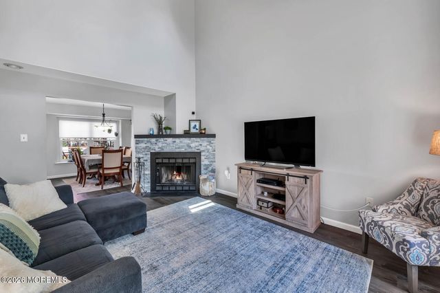 216 Coldspring Court, Franklin, NJ 08873