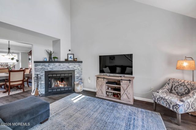216 Coldspring Court, Franklin, NJ 08873