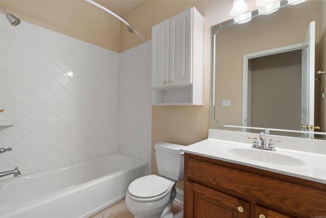 451 Lakeland Dr Apt F5, Hot Springs, AR 71913