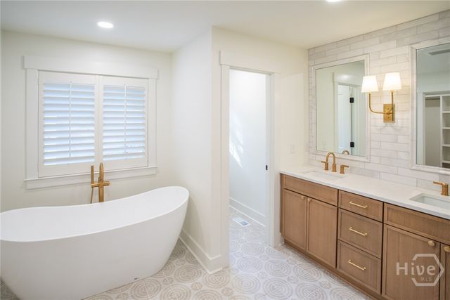 113 Chriswoodell Drive, Savannah, GA 31406