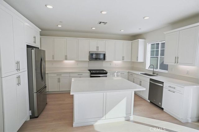 23744 Orange Blossom Drive, Newhall, CA 91321