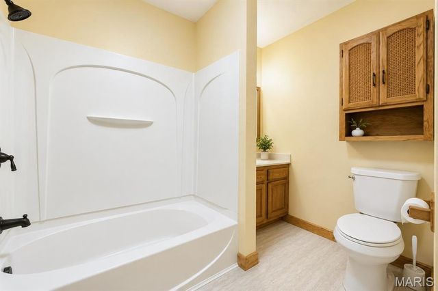 9 Paul Drive, Granite City, IL 62040