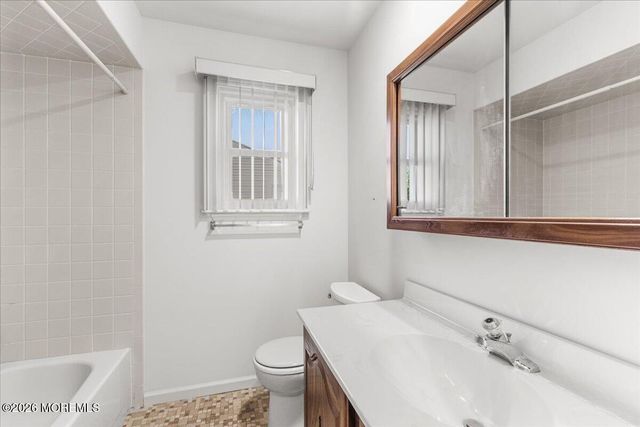 57 Suffolk Way, Marlboro, NJ 07746