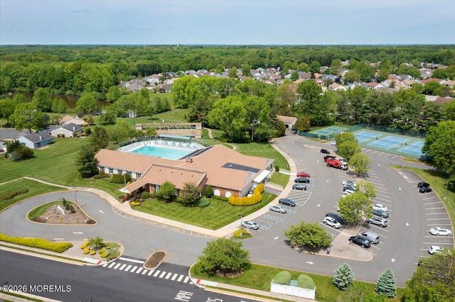 57 Suffolk Way, Marlboro, NJ 07746